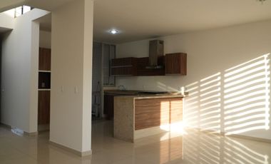 Casa en Venta en Los Espinos Santa Anita Jal