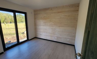 Casa a Estrenar frente al Río Maullín