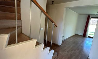 Casa 4d/3b En Condominio, Desocupada