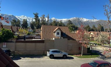 Casa 4d/3b En Condominio, Desocupada