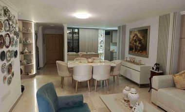 VENDO APARTAMENTO CABECERA AREA 168 METROS