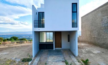 Casa en venta en Zimalta, Tlaquepaque