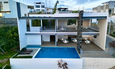 Casa en venta en Zimalta, Tlaquepaque