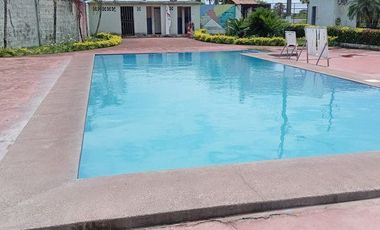 Se vende casa en Babahoyo en urbanizacion