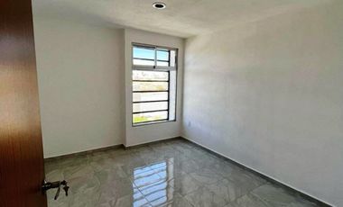 Casa en Venta por solo 890000  Prados-Pachuquilla