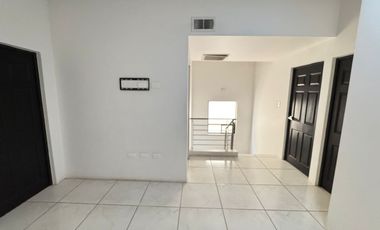 CASA EN RENTA FRACCIONAMIENTO LA GAVIA RESIDENCIAL