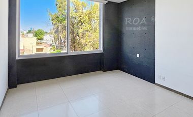 Ciudad del Sol: Departamento de 2 REC con espacio verde | English spoken