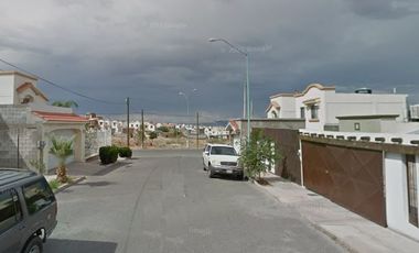 VENTA DE CASA ZIMBABWE FRACC. PRADERAS DE LEON CHIHUAHUA