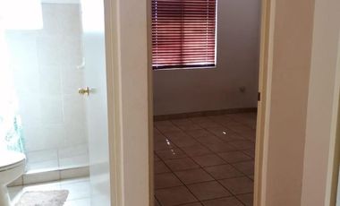 VENTA DE CASA ZIMBABWE FRACC. PRADERAS DE LEON CHIHUAHUA