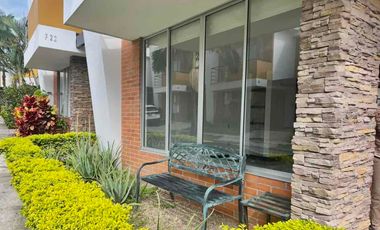 casa en conjunto cerrado