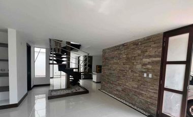 casa en conjunto cerrado