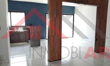 EN VENTA CASA EN FRACCIONAMIENTO LOS ROBLES