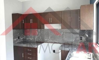 EN VENTA CASA EN FRACCIONAMIENTO LOS ROBLES