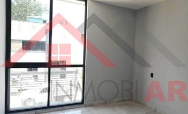 EN VENTA CASA EN FRACCIONAMIENTO LOS ROBLES