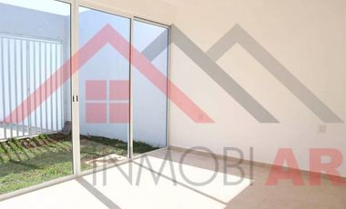 EN VENTA CASA EN FRACCIONAMIENTO PRIVADO DE CÓRDOBA
