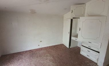 Remate de Casa, Venta como Terreno en Moratilla