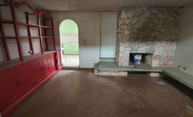 Remate de Casa, Venta como Terreno en Moratilla