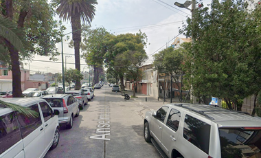 CASA EN ANSELMO PORTILLO, JARDÍN BALBUENA