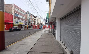 ALQUILER DE LOCAL COMERCIAL EN EL CORAZON DE CHIMBOTE.  A POCOS METROS DE LA PLAZA DE ARMAS