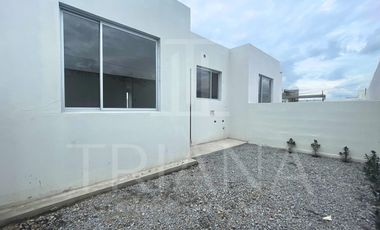 CASAS NUEVAS EN VENTA VIA MARIANITAS CALDERON QUITO