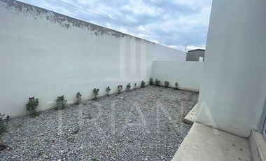 CASAS NUEVAS EN VENTA VIA MARIANITAS CALDERON QUITO