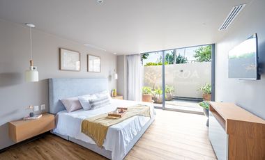 Colomos Providencia: Depa Amueblado 2 Rec en Pb, Jardín Privado - English Spoken