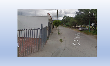 CASA EN VENTA CERCA DE CARRETERA FEDERAL Y FESTIVAL DEL GLOBO EN LEON GUANAJUATO  A UN MUY BUEN PRECIO