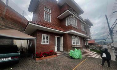 casa Rentera en venta de 3 departamentos sector pencas San Sebastián