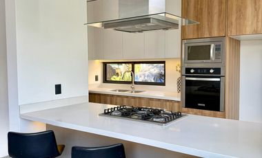 En venta casa de lujo en  Solares en coto Terma