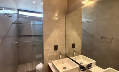 En venta casa de lujo en  Solares en coto Terma