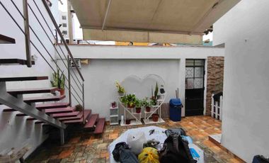 preciosa casa en La Perla