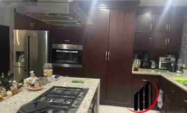 VENTA RINCONES DE SAN MARCOS,UNA PLANTA,3 RECAMARAS CON OPCION A UNA 4TA. 792M2 T. Y 529M2 C. ALBERCA ,PANELES.