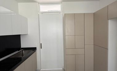 CASA NUEVA  DE LUJO EN VENTA EN CAPITAL NORTE COTO ALICANTE