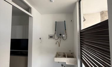 CASA NUEVA  DE LUJO EN VENTA EN CAPITAL NORTE COTO ALICANTE