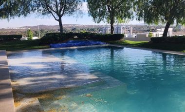 CASA NUEVA  DE LUJO EN VENTA EN CAPITAL NORTE COTO ALICANTE