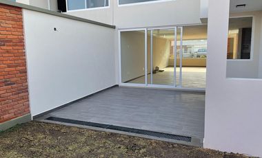 Casa en venta en Lomas Virreyes Calimaya modelo Castilla