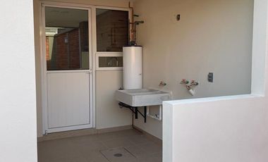 Casa en venta en Lomas Virreyes Calimaya modelo Castilla