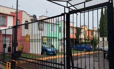 SE VENDE CASA EN COFRADIA IV MUY CERCANA CENTROS COMERCIALES