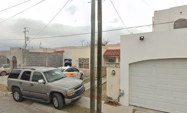 Casa en venta en Los Encinos, Nuevo Laredo, Tamaulipas JP