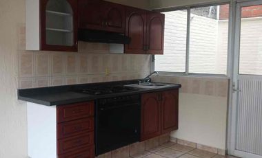 CASA EN RENTA EN SAN SALVADOR TIZATLALLI, METEPEC