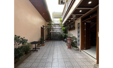 FOR LEASE: 5-Bedroom Single-Family House in San Lorenzo, Makati City