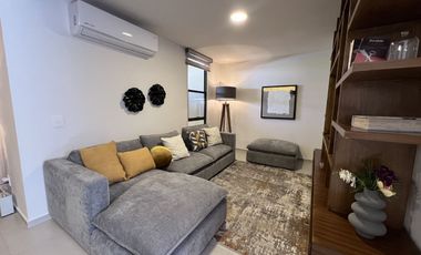 Departamento de 2 recámaras + Flex Space (opción a 3er recámara)- Habitación principal con baño completo con opción a vestidor.  - Flex Space con opci