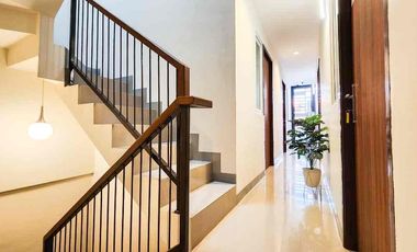 Dijual KOST BARU Full Furnished dan FULL terisi 100% (Selalu WAITING LIST di Tanjung Duren