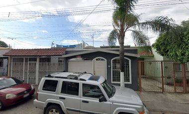 Casa en venta en Miguel Borja, Lomas del Paraíso II, Guadalajara, Jal. g d