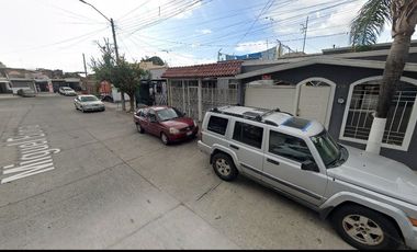 Casa en venta en Miguel Borja, Lomas del Paraíso II, Guadalajara, Jal. g d