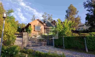 CASA BARRIÓ LOS NOGALES DE MACHALI