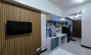 For Rent Condo in Taft Avenue Pasay City Near De La Salle University Manila
