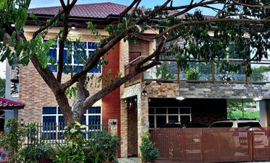 House and Lot for Sale at the Back of SM Molino