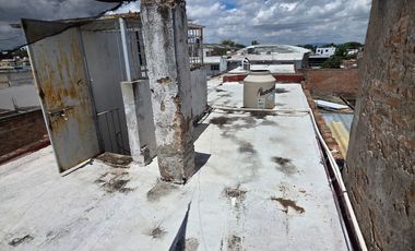 CASA HABITACIÓN EN VENTA en: Av. Artesanos No. 3672 Col. San Miguel de Huentitan, Guadalajara, Jal.