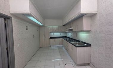 CASA HABITACIÓN EN VENTA EN: Genaro Vega Salazar No. 2518 Col. Heliodoro Hernández Loza, Guadalajara, Jal.